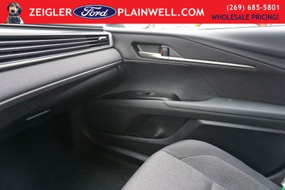 2025 Toyota Camry LE HYBRID