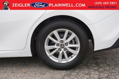 2025 Toyota Camry LE HYBRID