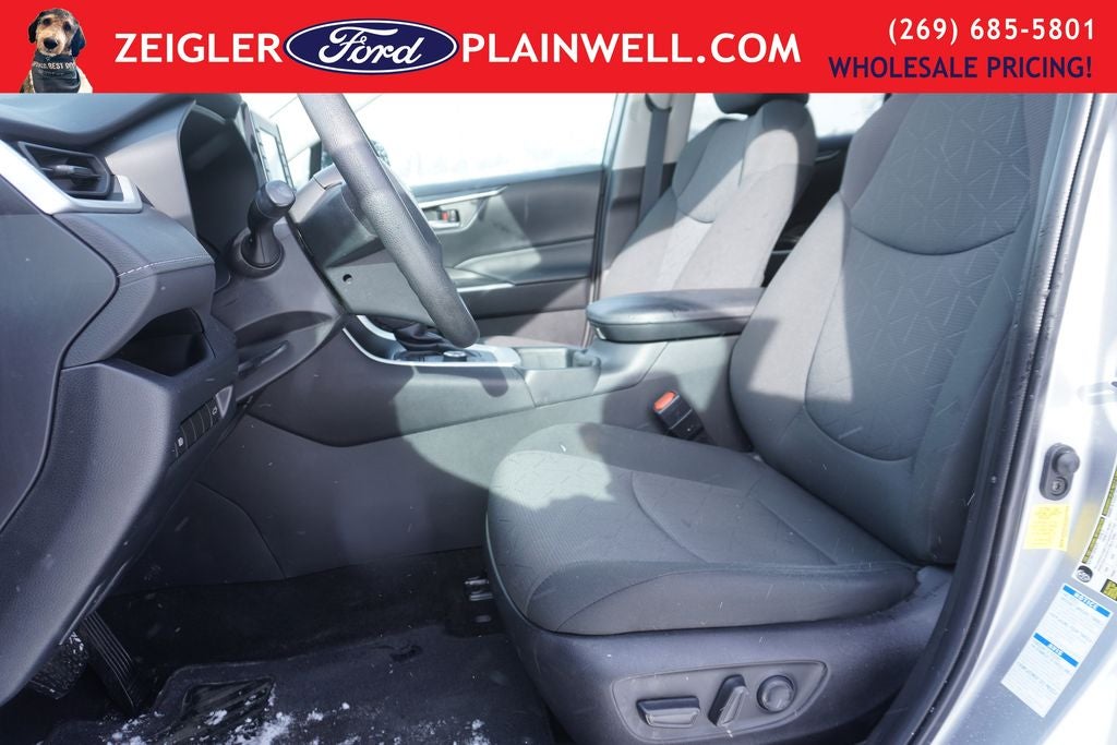 2022 Toyota RAV4 Hybrid XLE AWD Power Moonroof Rear Camera