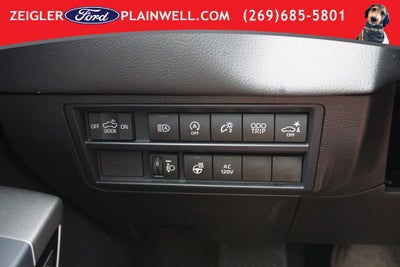 2025 Toyota Tundra Limited 4X4 V6 BLACK EDITION POWER MOONROOF LEATHER NAV