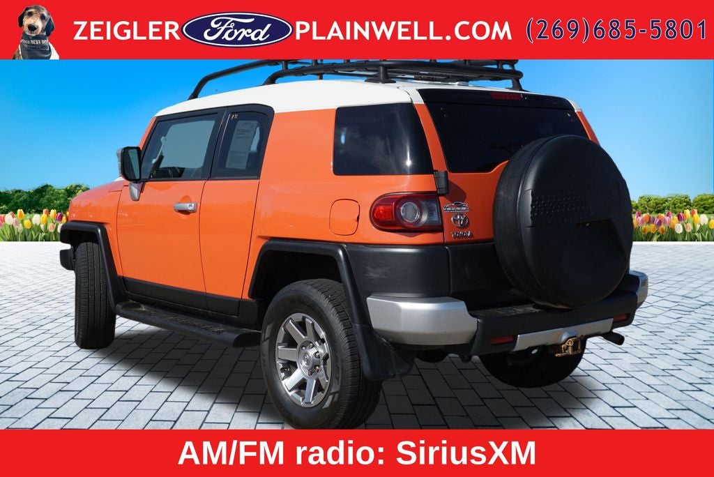 2014 Toyota FJ Cruiser Base 4x4 2 Tone Paint