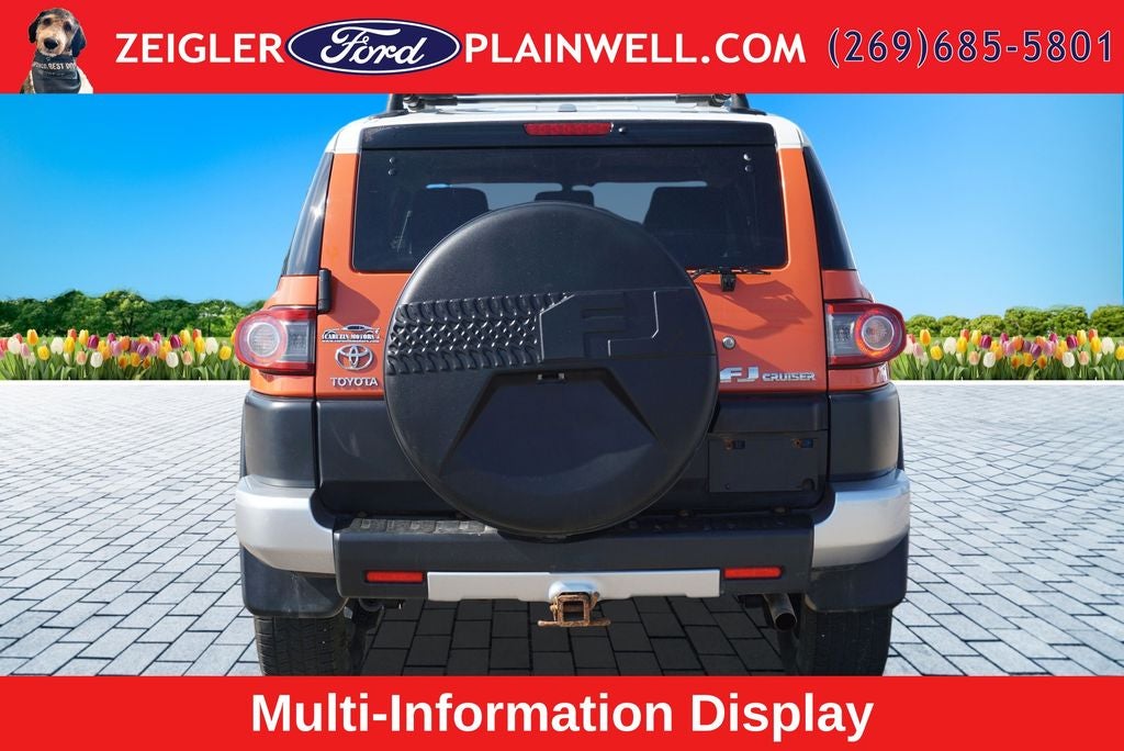 2014 Toyota FJ Cruiser Base 4x4 2 Tone Paint