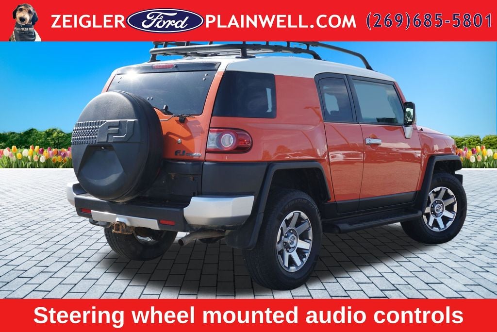 2014 Toyota FJ Cruiser Base 4x4 2 Tone Paint