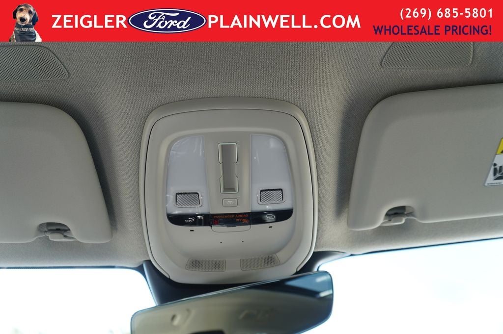 2023 Volvo XC40 B5 Plus Dark Theme AWD HEATED LEATHER POWER MOONROOF NAV