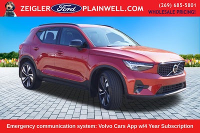 2023 Volvo XC40 B5 Plus Dark Theme AWD HEATED LEATHER POWER MOONROOF NAV