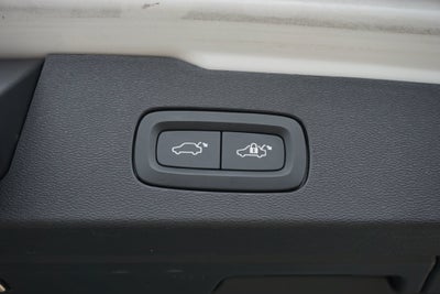 2025 Volvo V60 Cross Country B5 Plus