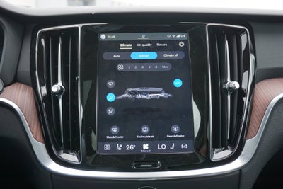 2025 Volvo V60 Cross Country B5 Plus