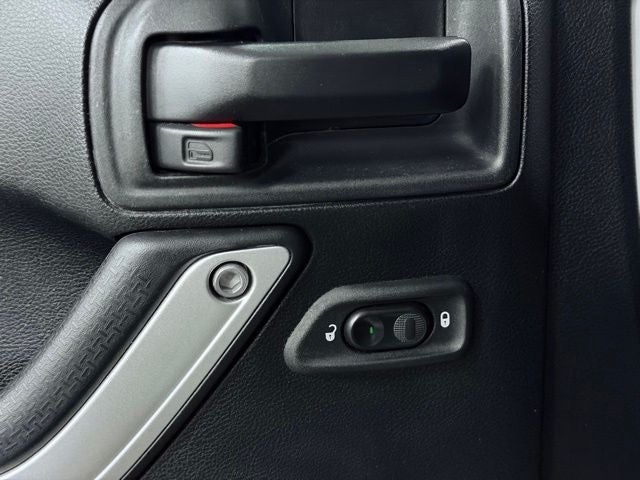 2018 Jeep Wrangler JK Sahara