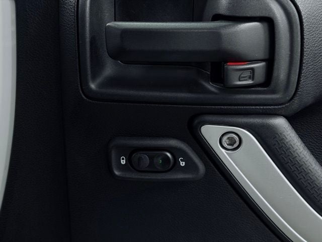 2018 Jeep Wrangler JK Sahara