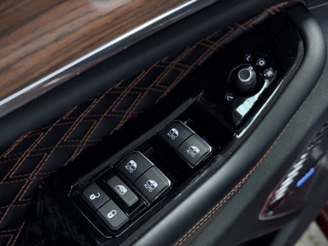 2022 Jeep Grand Cherokee L Summit 4x4