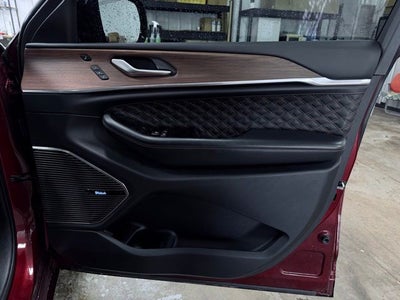 2022 Jeep Grand Cherokee L Summit 4x4