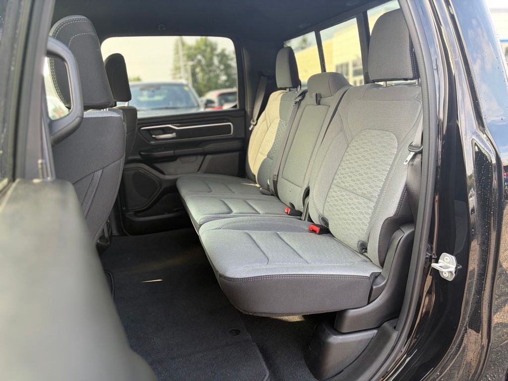 2025 RAM 1500 Big Horn Crew Cab 4x4 5'7' Box