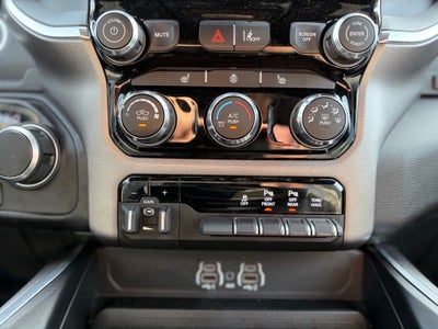2025 RAM 1500 Big Horn Crew Cab 4x4 5'7' Box