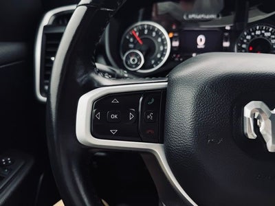 2022 RAM 1500 Big Horn Crew Cab 4x4 5'7' Box