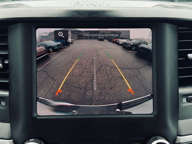 2022 RAM 1500 Big Horn Crew Cab 4x4 5'7' Box