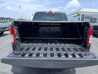 2022 RAM 1500 Big Horn Crew Cab 4x4 5'7' Box