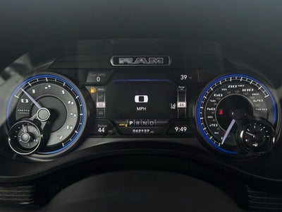 2021 RAM 1500 Limited Crew Cab 4x4 5'7' Box