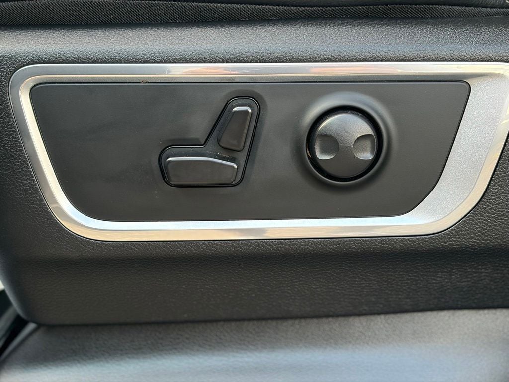 2025 RAM 1500 Laramie Crew Cab 4x4 5'7' Box