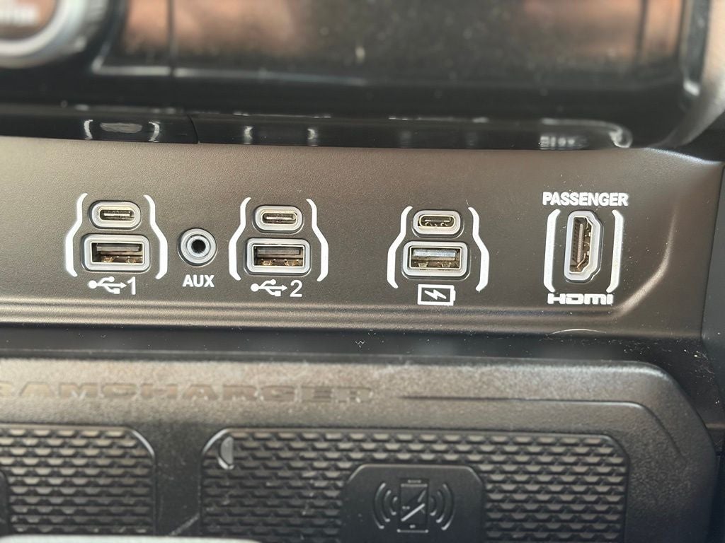 2025 RAM 1500 Laramie Crew Cab 4x4 5'7' Box