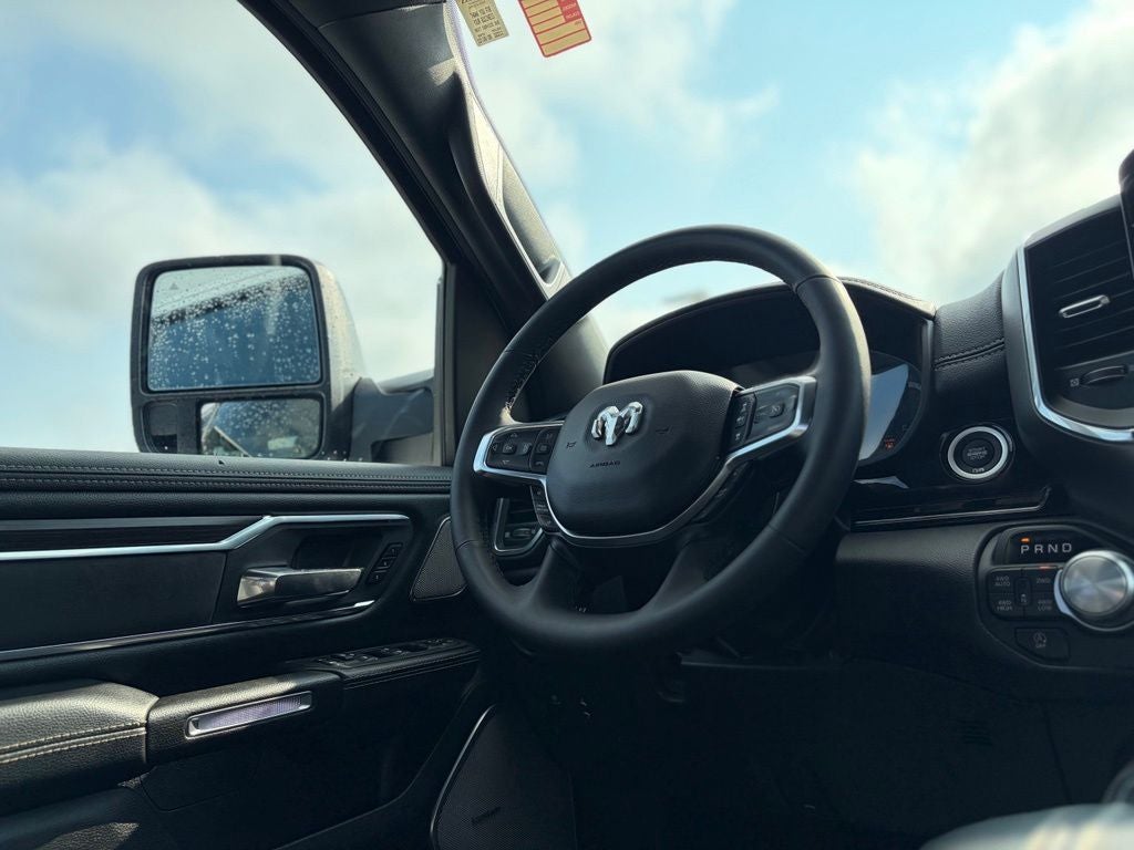 2025 RAM 1500 Laramie Crew Cab 4x4 5'7' Box