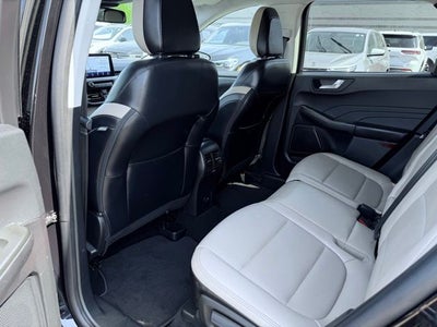 2022 Ford Escape Hybrid Titanium Hybrid