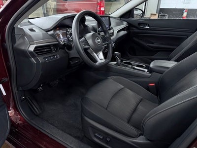 2024 Nissan Altima SV FWD