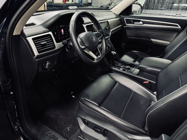 2022 Volkswagen Atlas 3.6L V6 SE w/Technology