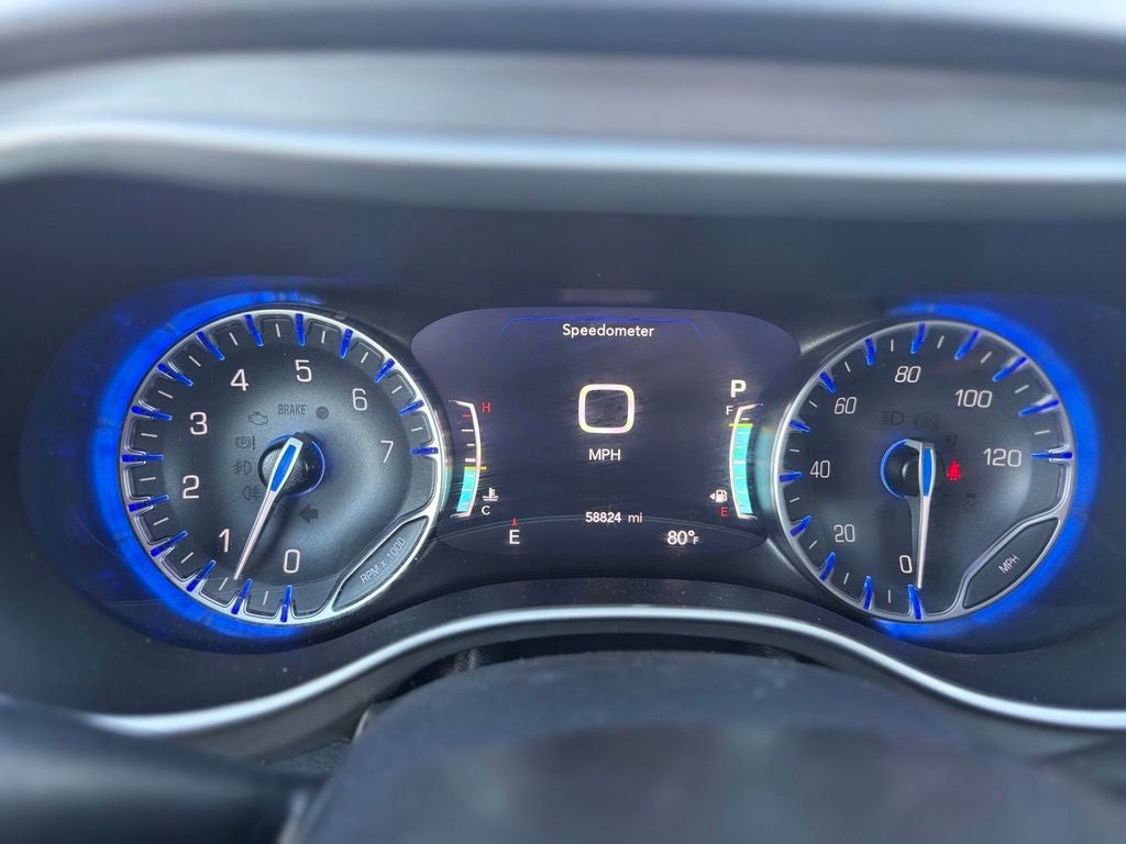 2025 Chrysler Pacifica Select