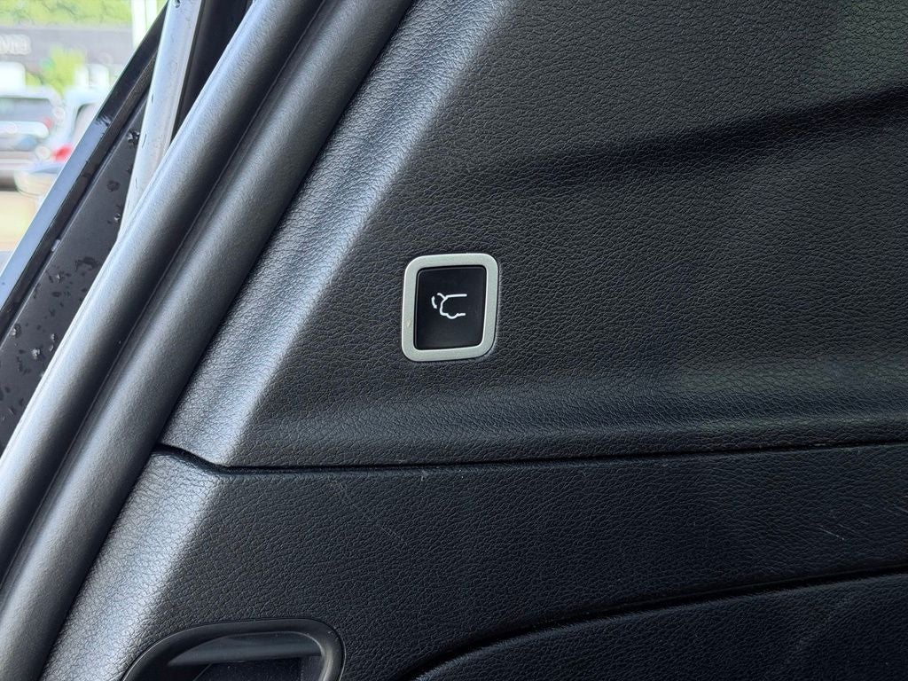 2025 Chrysler Pacifica Select * Certified Pre-Owned *