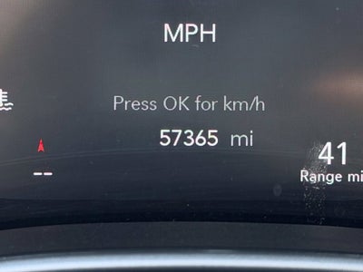 2025 Chrysler Pacifica Select * Certified Pre-Owned *