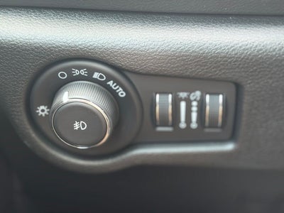 2025 Chrysler Pacifica Select * Certified Pre-Owned *