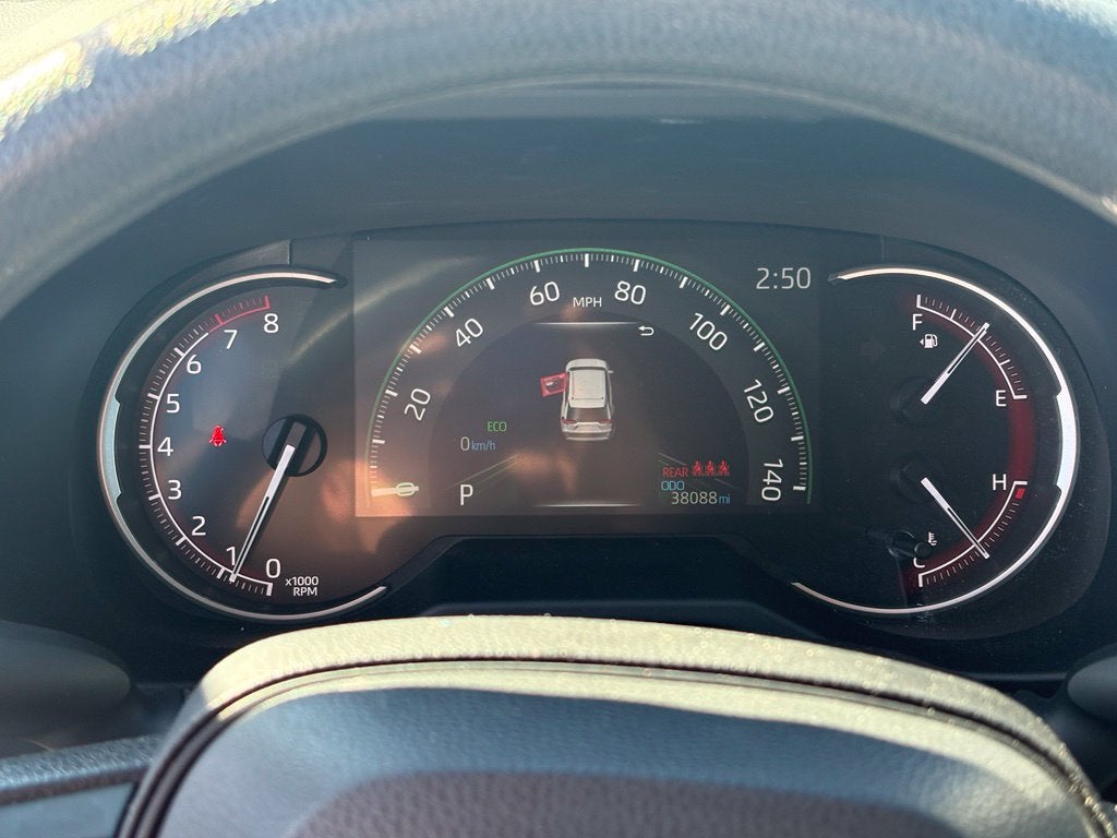 2025 Toyota RAV4 LE