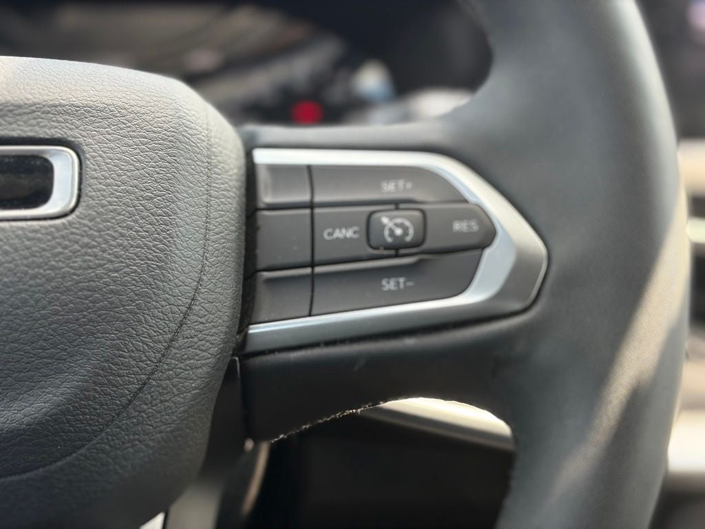 2024 Jeep Compass Latitude Lux FWD