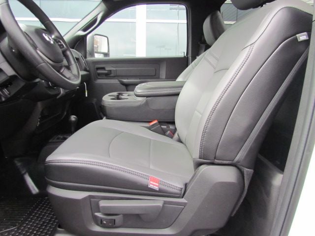 2023 RAM 3500 Tradesman Regular Cab 4x4 8' Box