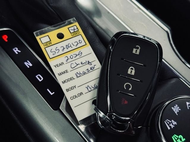 2025 Chevrolet Blazer AWD 2LT