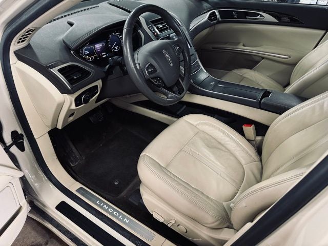 2014 Lincoln MKZ Base