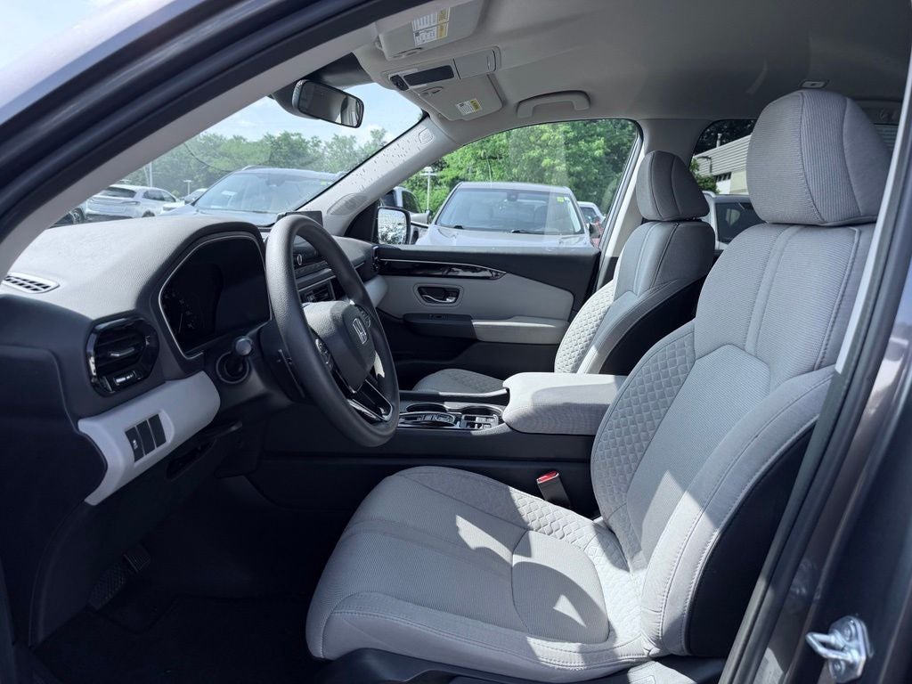 2023 Honda Pilot LX
