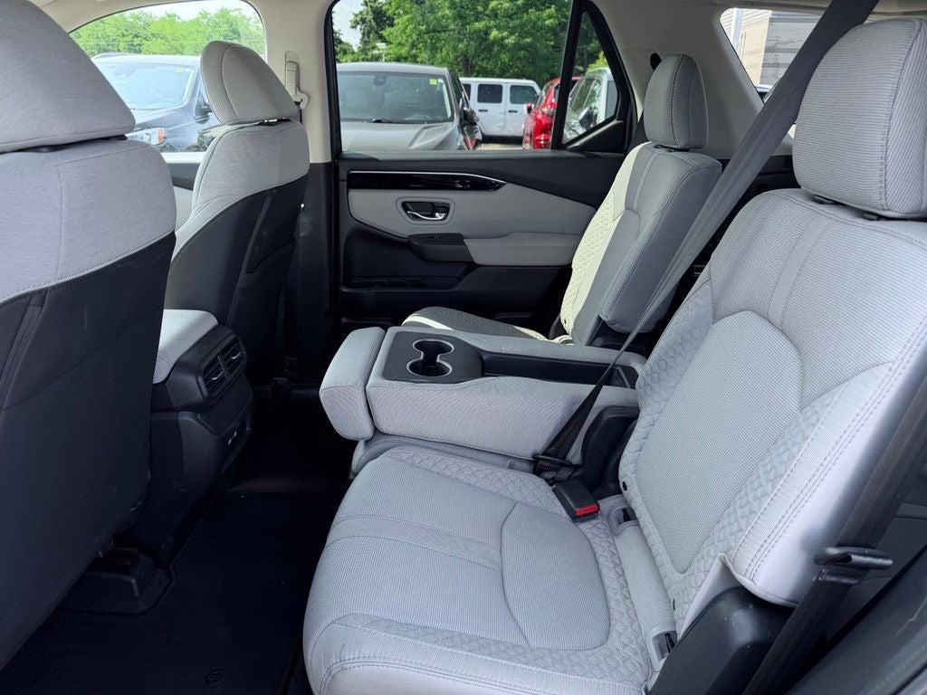 2023 Honda Pilot LX