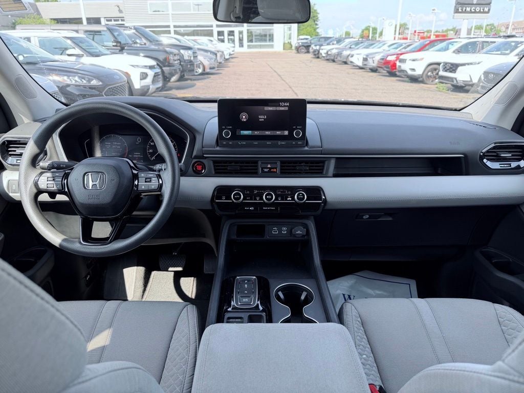 2023 Honda Pilot LX