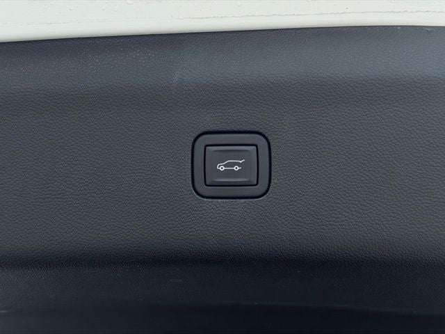 2023 Buick Enclave Essence AWD