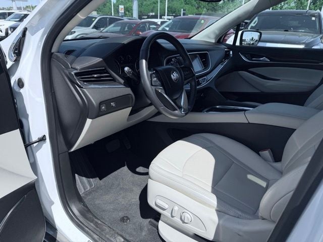 2023 Buick Enclave Essence AWD