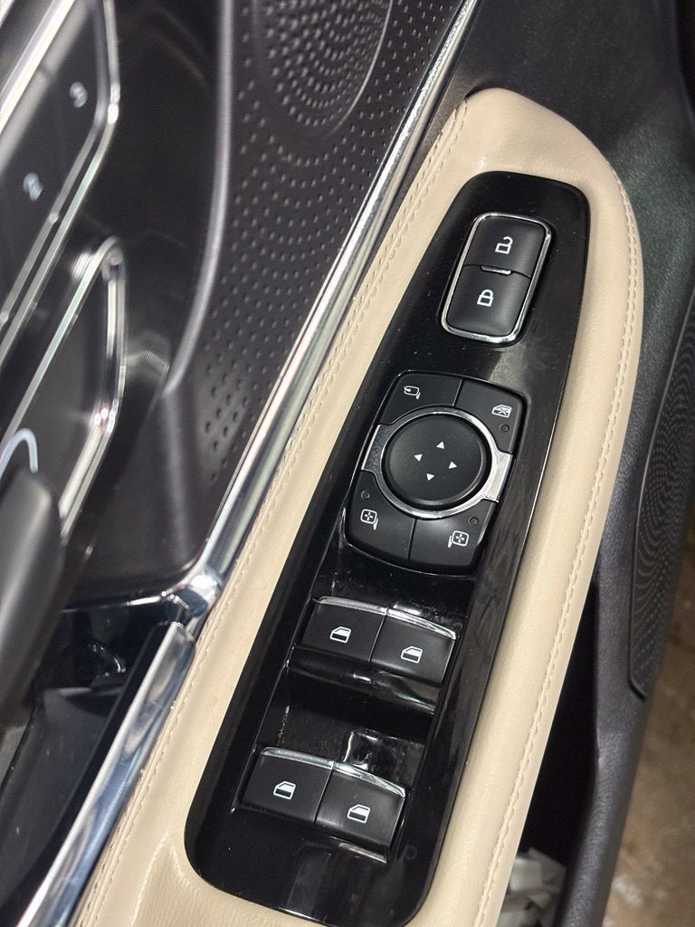 2025 Lincoln Corsair Premiere CERTIFIED