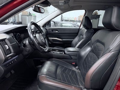 2022 Nissan Pathfinder Platinum 4WD