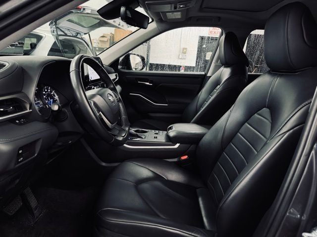 2023 Toyota Highlander Hybrid Hybrid XLE