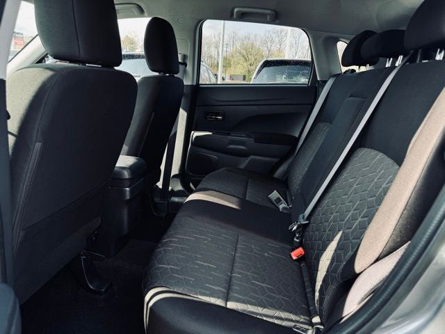 2025 Mitsubishi Outlander Sport 2.0 ES AWC