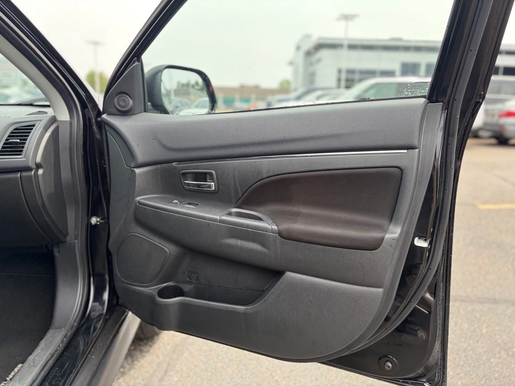 2025 Mitsubishi Outlander Sport Base