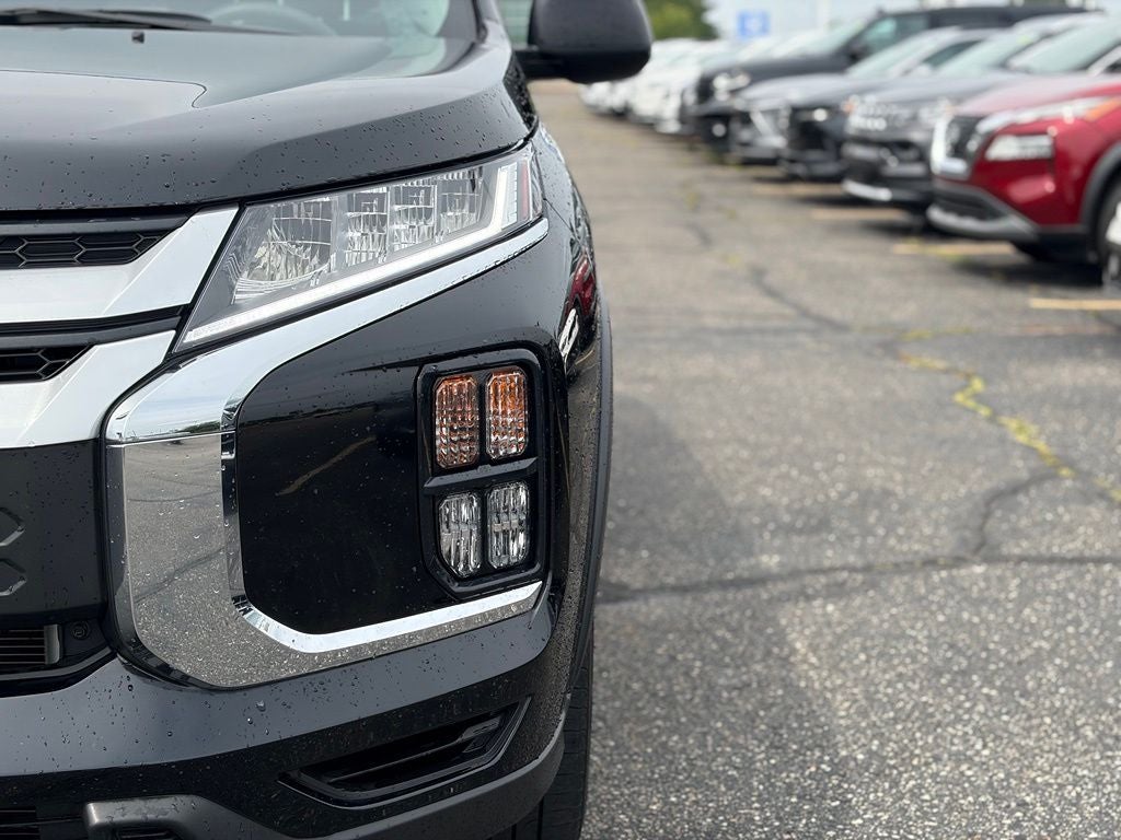 2025 Mitsubishi Outlander Sport Base
