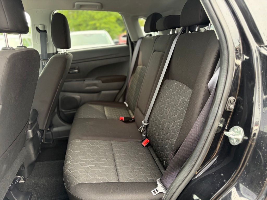 2025 Mitsubishi Outlander Sport Base