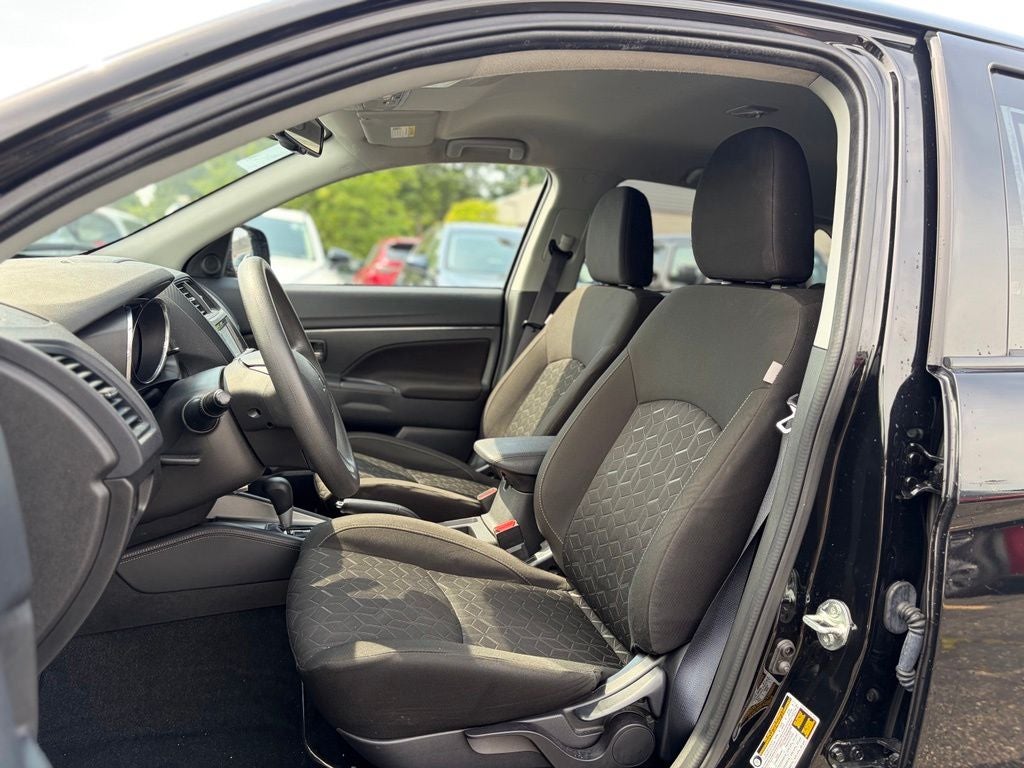 2024 Mitsubishi Outlander Sport Base