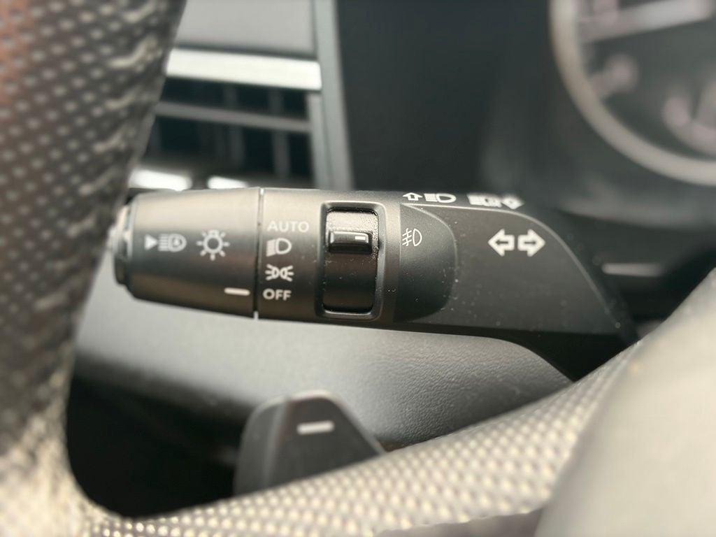 2024 Mitsubishi Outlander Base